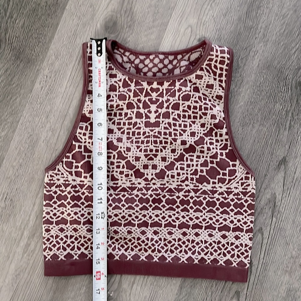 FABLETICS Seamless Reversible Matching Set - Picture 8 of 11